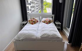 Barańczaka Cozy Studio with Parking in Poznań by Noclegi Renters